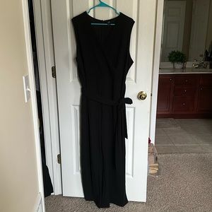Gently used Emery Rose jumper